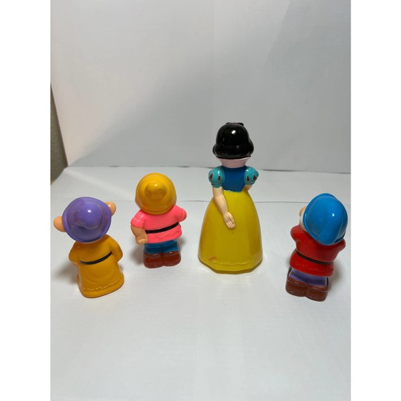 Disney Accessories Vintage Snow White And Seven Dwarfs Plastic